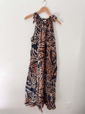 H&M Abstract Animal Print Tie-Neck Maxi Dress Size XS/Small Party Airy